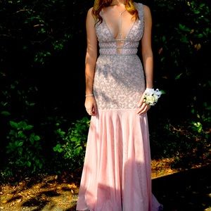 STUNNING UNIQUE SHERRI HILL PROM DRESS